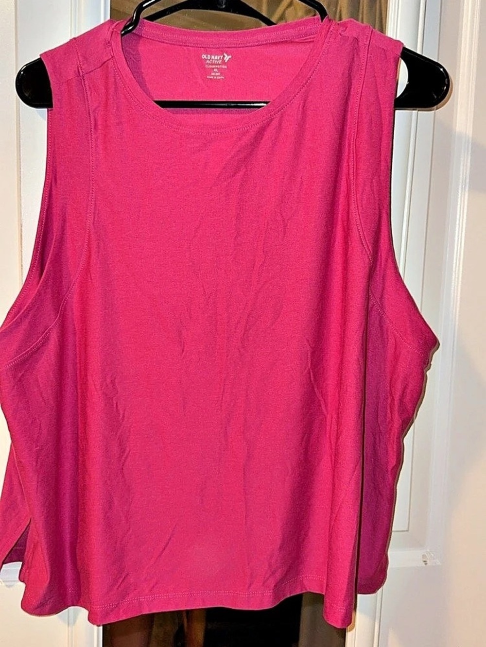 Old Navy Cloudmotion Go-Dry Tank Pink Size Medium